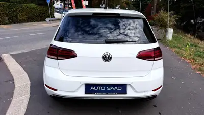 VW Golf 1.4 TSI Comfortline — Essence dynamique, 122 000 km, entretien optimal — interni