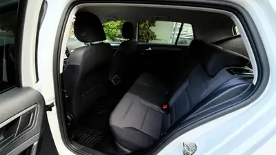 VW Golf 1.4 TSI Comfortline — Essence dynamique, 122 000 km, entretien optimal — Miniatura 12