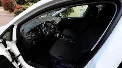 VW Golf 1.4 TSI Comfortline — Essence dynamique, 122 000 km, entretien optimal — Miniatura 10