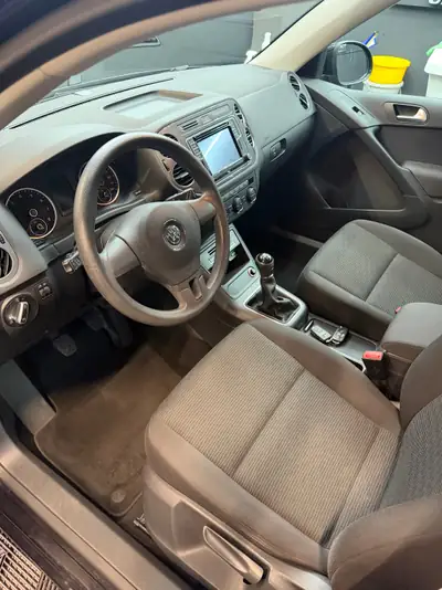 VW Tiguan 1.4 TSI BlueMotion — SUV compact fiable, entretien récent — Miniature 7