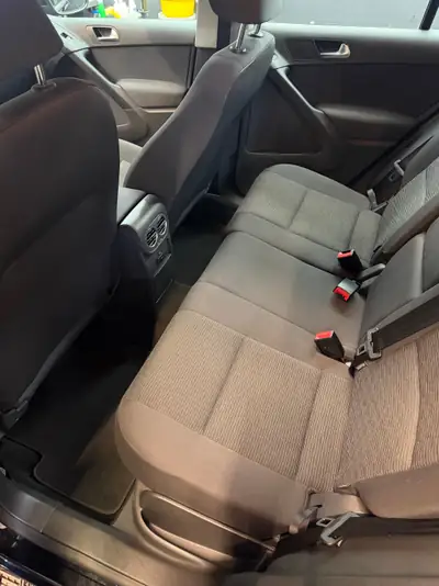VW Tiguan 1.4 TSI BlueMotion — SUV compact fiable, entretien récent — Miniature 10