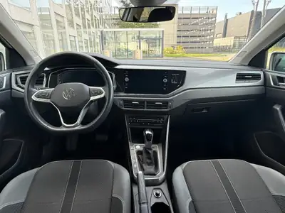 VW Polo 1.0 TSI 110 Style DSG — Citadine dynamique, 33000 km seulement — intérieur
