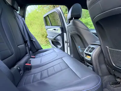 BMW X4 M40d — SUV sportif diesel, 326 ch et transmission intégrale — Miniatur 19