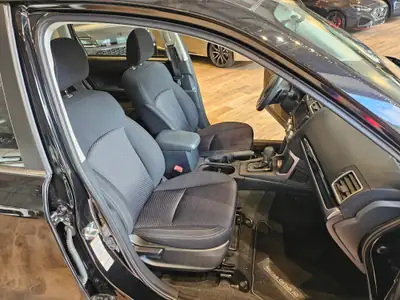Subaru Forester 2.0i Swiss Plus — SUV familial essence, première main, attelage 2000 kg — Miniatur 19