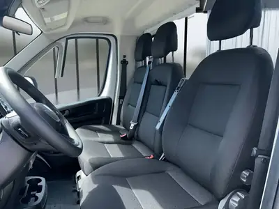 Peugeot Boxer 2.2 HDI 335 L2 — Utilitaire robuste diesel, ultra-faible kilométrage — Miniatur 8