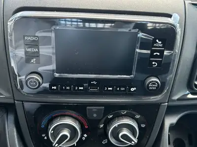 Peugeot Boxer 2.2 HDI 335 L2 — Utilitaire robuste diesel, ultra-faible kilométrage — Miniatur 14