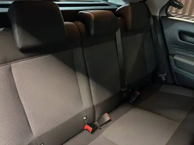 Citroën C4 Cactus 1.2 PureTech Feel — Design audacieux, consommation maîtrisée — Miniatura 8