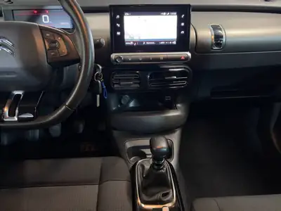 Citroën C4 Cactus 1.2 PureTech Feel — Design audacieux, consommation maîtrisée — Miniatura 15