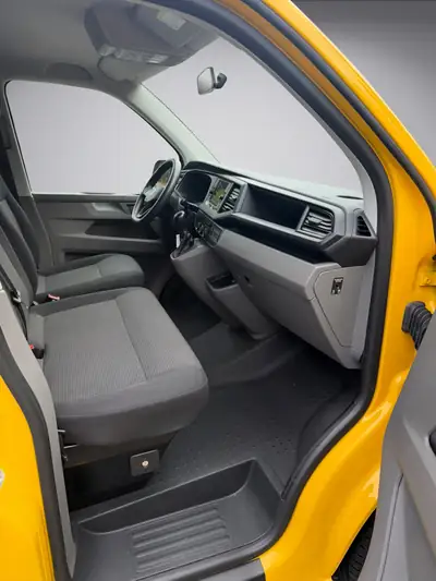 VW T6.1 2.0 TDI 150 PS — Utilitaire compact, portes coulissantes, récemment révisé — Miniatura 13