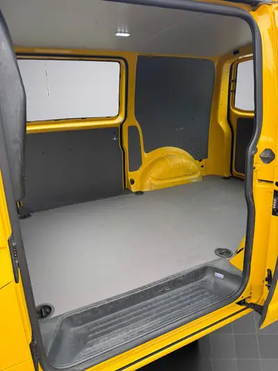 VW T6.1 2.0 TDI 150 PS — Fourgon utilitaire compact, portes coulissantes et arrière — Miniatura 20