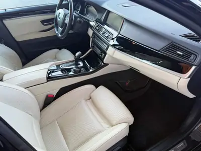 BMW 550i xDrive 2013 — Berline de prestige 449 ch, transmission intégrale — Thumbnail 13