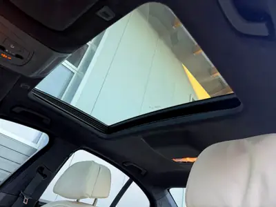 BMW 550i xDrive 2013 — Berline de prestige 449 ch, transmission intégrale — Thumbnail 17