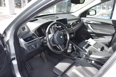 BMW X1 xDrive 18d xLine — SUV compact fiable, diesel économe — Armaturenbrett