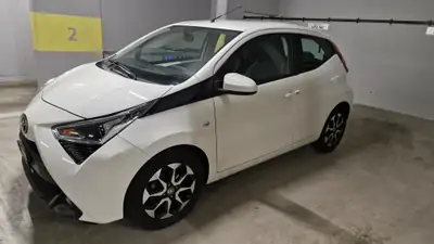 Toyota Aygo 1.0 VVT-i Trend — Citadine économe, 56000 km, garantie sans accident — exterior view