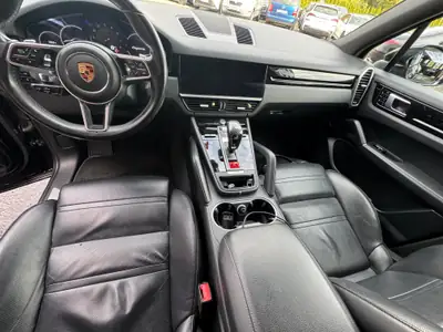 Porsche Cayenne 3.0 V6 — SUV premium 340 ch, sans accident, tous terrains — tableau de bord