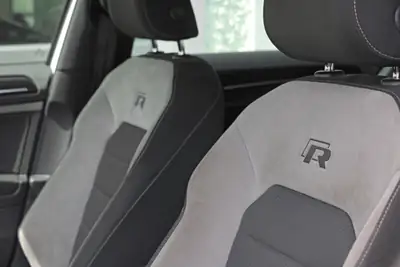 VW Golf 2.0 TSI R 4Motion ABT 360 PS — Berline sportive tunée, transmission manuelle — Miniatura 11