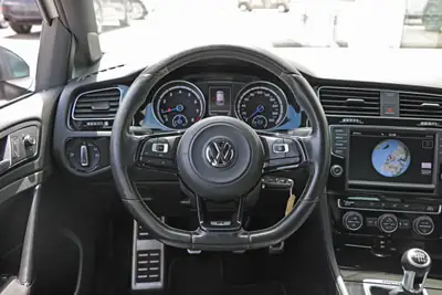 VW Golf 2.0 TSI R 4Motion ABT 360 PS — Berline sportive tunée, transmission manuelle — Miniatura 13