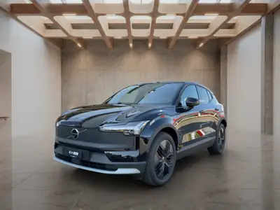 Volvo EX30 CC E60 Twin Performance AWD — SUV électrique 428 ch, pratiquement neuf — vue extérieure