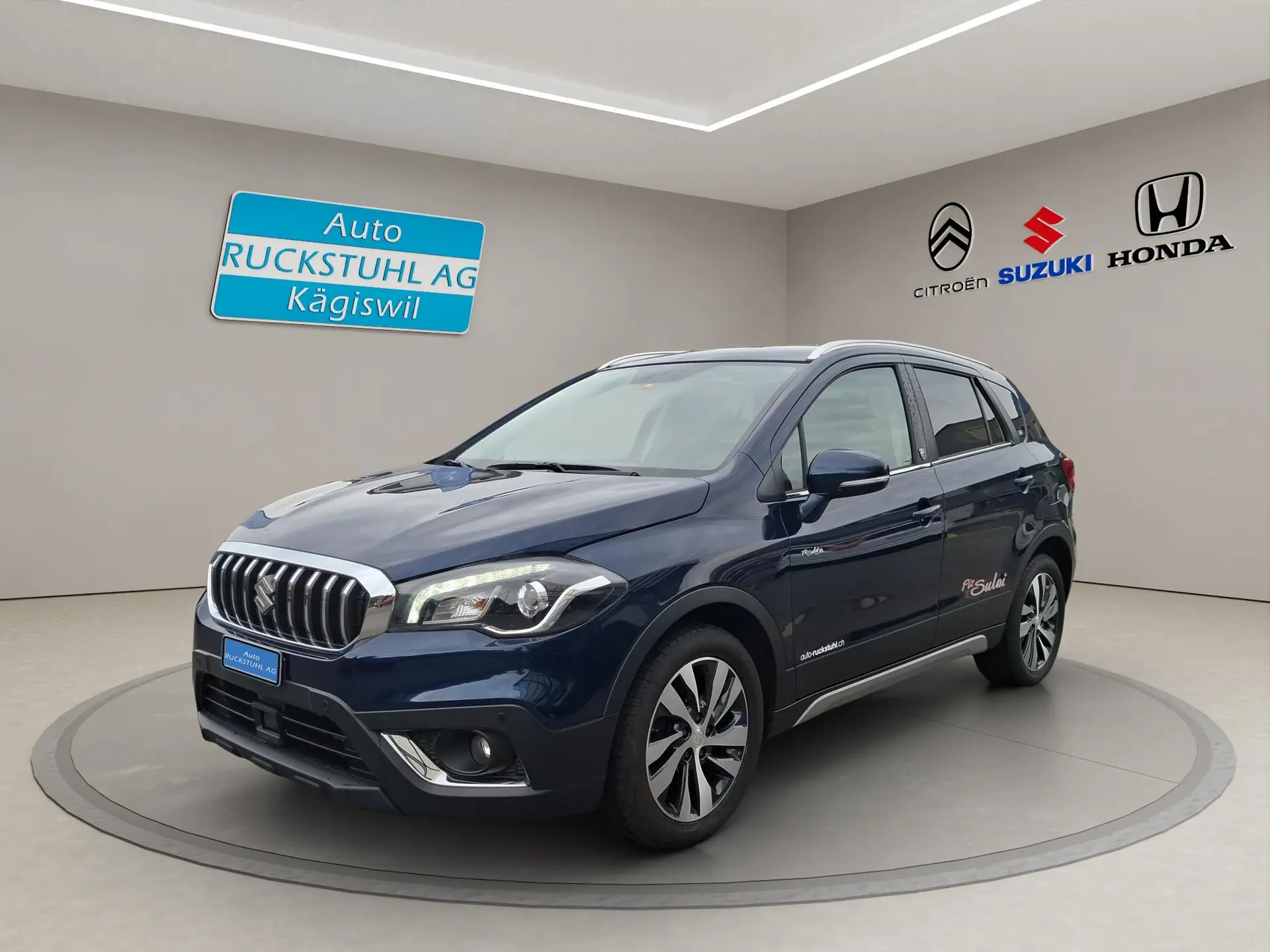 Suzuki SX4 S-Cross 1.4T Compact Top 4x4 — SUV complet avec transmission automatique et 4 roues motrices