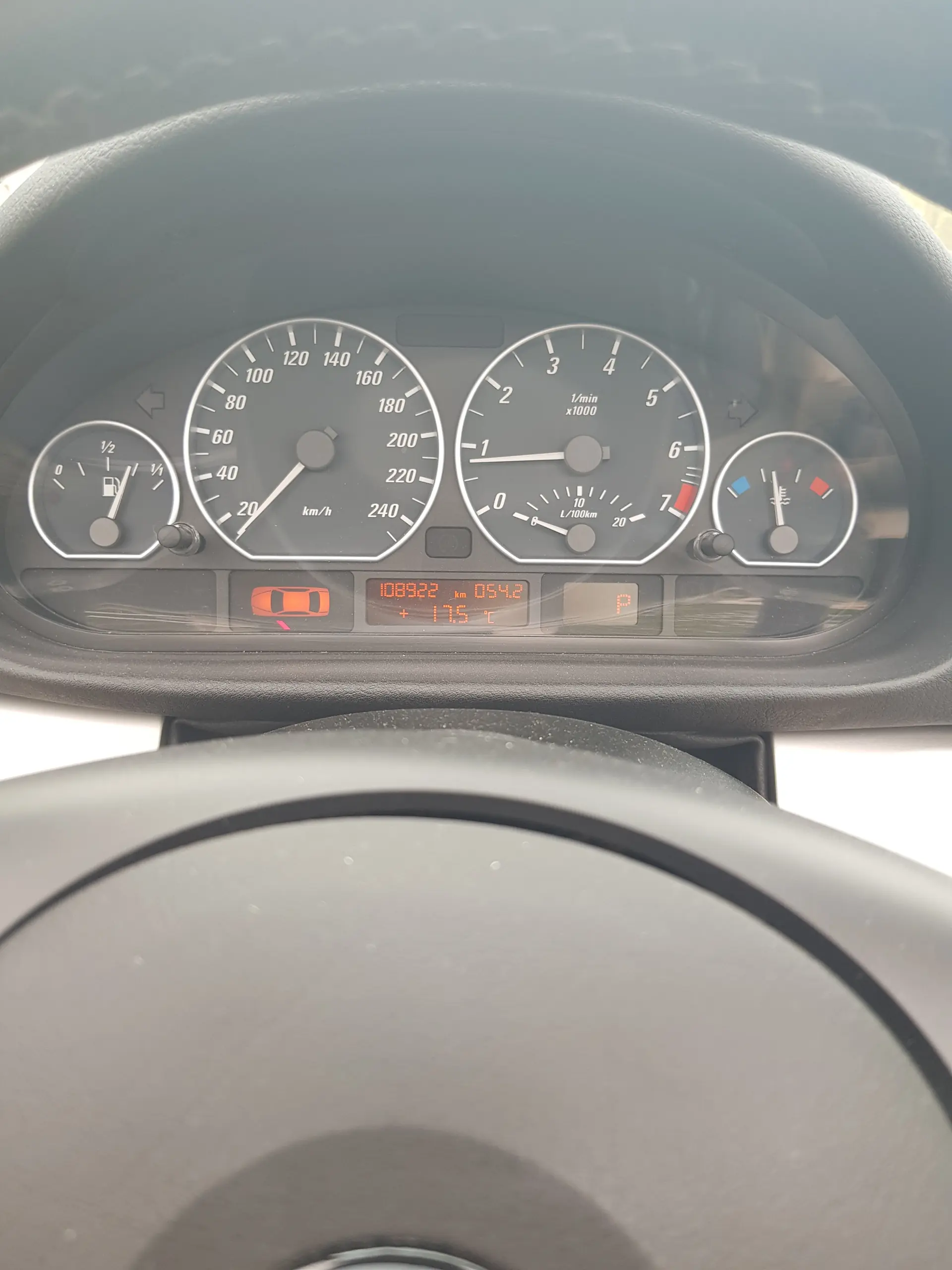 BMW 330 2004 occasion Münsingen — 4