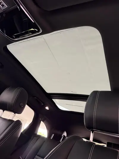Land Rover Range Rover Velar 2021 — SUV premium 250 ch, transmission automatique, 93'000 km — détail