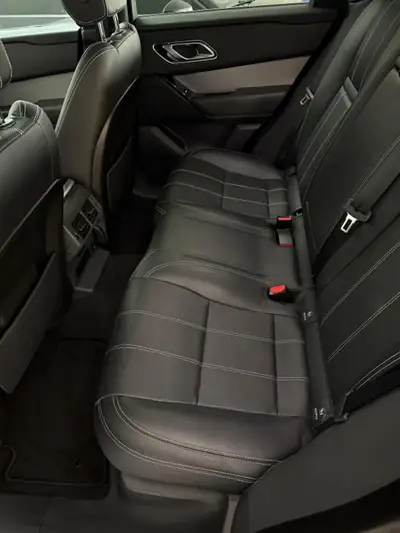 Land Rover Range Rover Velar 2021 — SUV premium 250 ch, transmission automatique, 93'000 km — intérieur