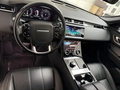 Land Rover Range Rover Velar 2021 — SUV premium 250 ch, transmission automatique, 93'000 km — tableau de bord