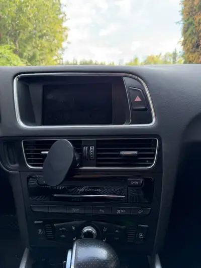 Audi Q5 2.0 TDI Quattro S-Tronic — SUV allemand robuste, sans sinistre — Miniatur 17
