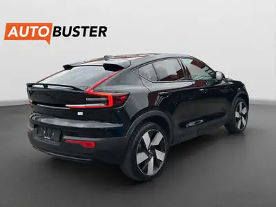 Volvo C40 Recharge P8 Twin AWD — SUV électrique 408 ch, service gratuit jusqu'en 2032 — Armaturenbrett