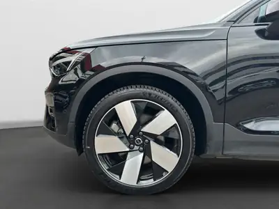 Volvo C40 Recharge P8 Twin AWD — SUV électrique 408 ch, service gratuit jusqu'en 2032 — Miniatur 17