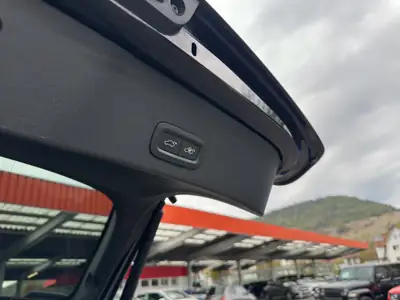 Volvo C40 Recharge P8 Twin AWD — SUV électrique 408 ch, service gratuit jusqu'en 2032 — Miniatur 18