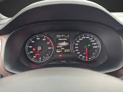 SEAT Ateca 1.4 TSI Xcellence DSG — SUV compact dynamique, sans sinistre, entretien à jour — Miniature 11