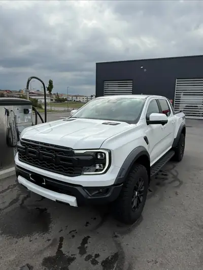 Ford Ranger 3.0 EcoBoost 4x4 Raptor — Pickup premium 292 ch, faible kilométrage — vue extérieure