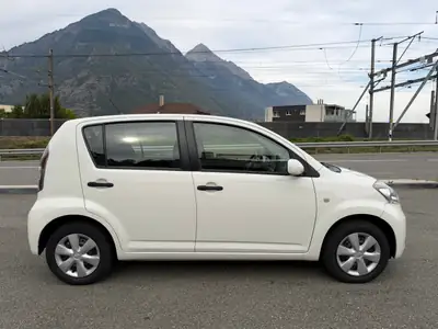 Daihatsu Sirion 1.3 Eco-4WD — Citadine polyvalente tout-terrain, 34 600 km seulement — dettaglio