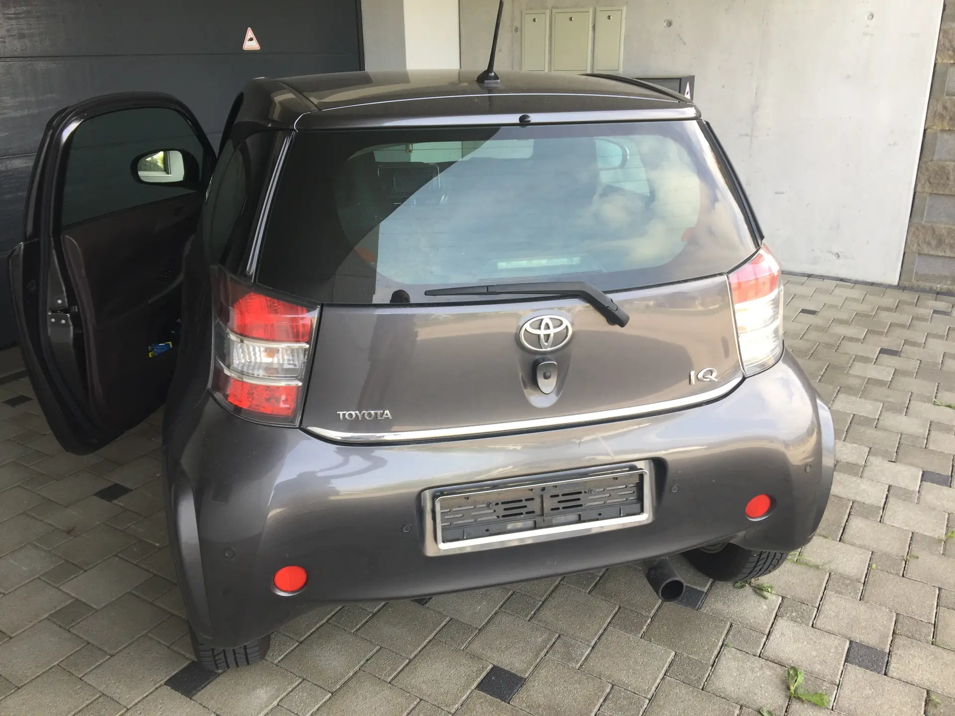 Toyota Iq 2009 occasion Fehren — 3