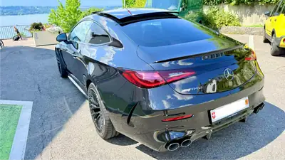 Mercedes-Benz CLE 53 AMG 4matic+ — Coupé sportif hybride, 472 ch et seulement 9'000 km — tableau de bord