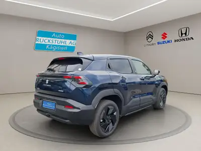 Suzuki e-Vitara Piz Sulai 4x4 — SUV électrique 184 ch, ultra-basse consommation — Innenraum