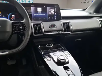 Suzuki e-Vitara Piz Sulai 4x4 — SUV électrique 184 ch, ultra-basse consommation — Miniatur 10