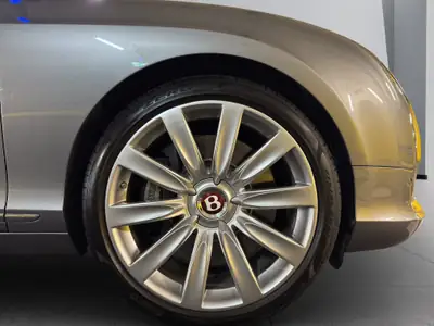 Bentley Continental GTC 4.0 V8 — Cabriolet de prestige, 507 ch, état impeccable — Miniature 19