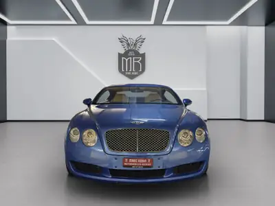 Bentley Continental GT 6.0 — Coupé Gran Turismo de prestige, 26 471 km seulement — côté