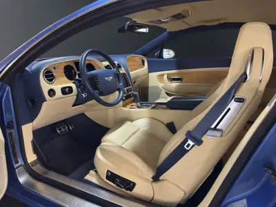 Bentley Continental GT 6.0 — Coupé Gran Turismo de prestige, 26 471 km seulement — Miniature 9