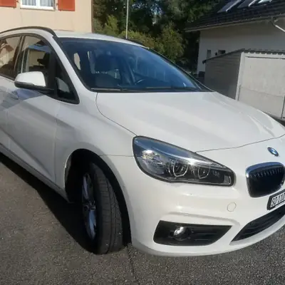BMW 218 Gran Tourer xDrive — Monospace 7 places, diesel économe et traction intégrale — Seitenansicht