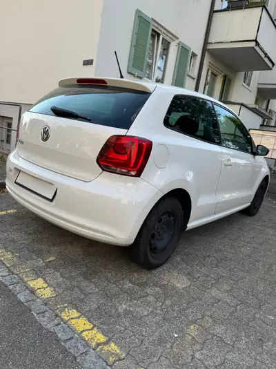 VW Polo 1.2 60 Trendline — Citadine fiable, essence économe, 192 500 km — tableau de bord