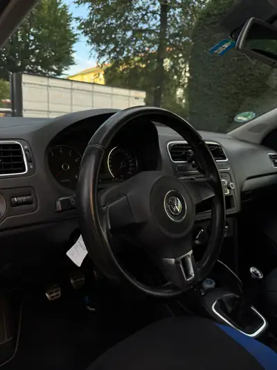 VW Polo 1.2 60 Trendline — Citadine fiable, essence économe, 192 500 km — Miniature 7