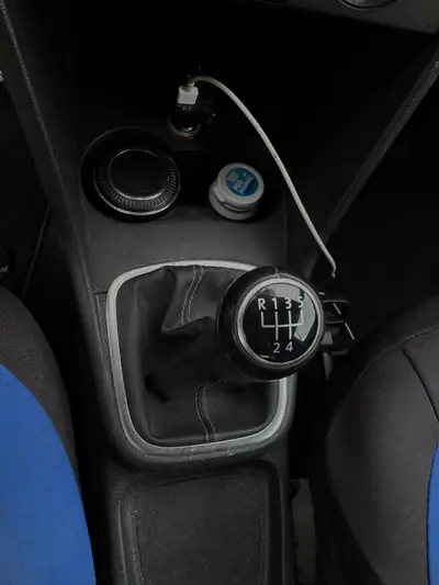 VW Polo 1.2 60 Trendline — Citadine fiable, essence économe, 192 500 km — Miniature 12
