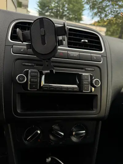 VW Polo 1.2 60 Trendline — Citadine fiable, essence économe, 192 500 km — Miniature 11