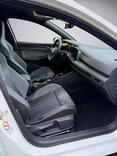 VW Golf 2.0 TDI R-Line DSG 4Motion — Diesel performant, 18 200 km, finition premium — Miniatura 14