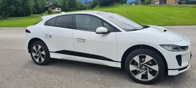 Jaguar I-PACE EV400 SE AWD — SUV électrique premium, 400 ch, batterie garantie jusqu'en 2027 — arrière