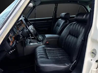Jaguar XJ6 4.2 L — Berline de prestige 1977, état d'origine exceptionnel — Miniatur 7