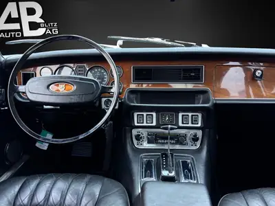 Jaguar XJ6 4.2 L — Berline de prestige 1977, état d'origine exceptionnel — Miniatur 11